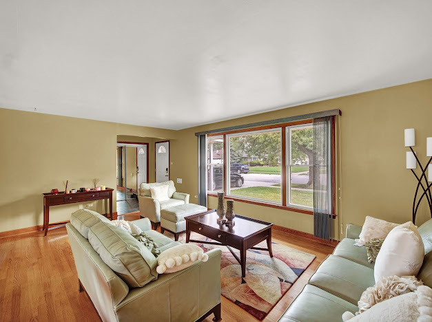 17106 Ingleside Avenue, South Holland, IL 60473