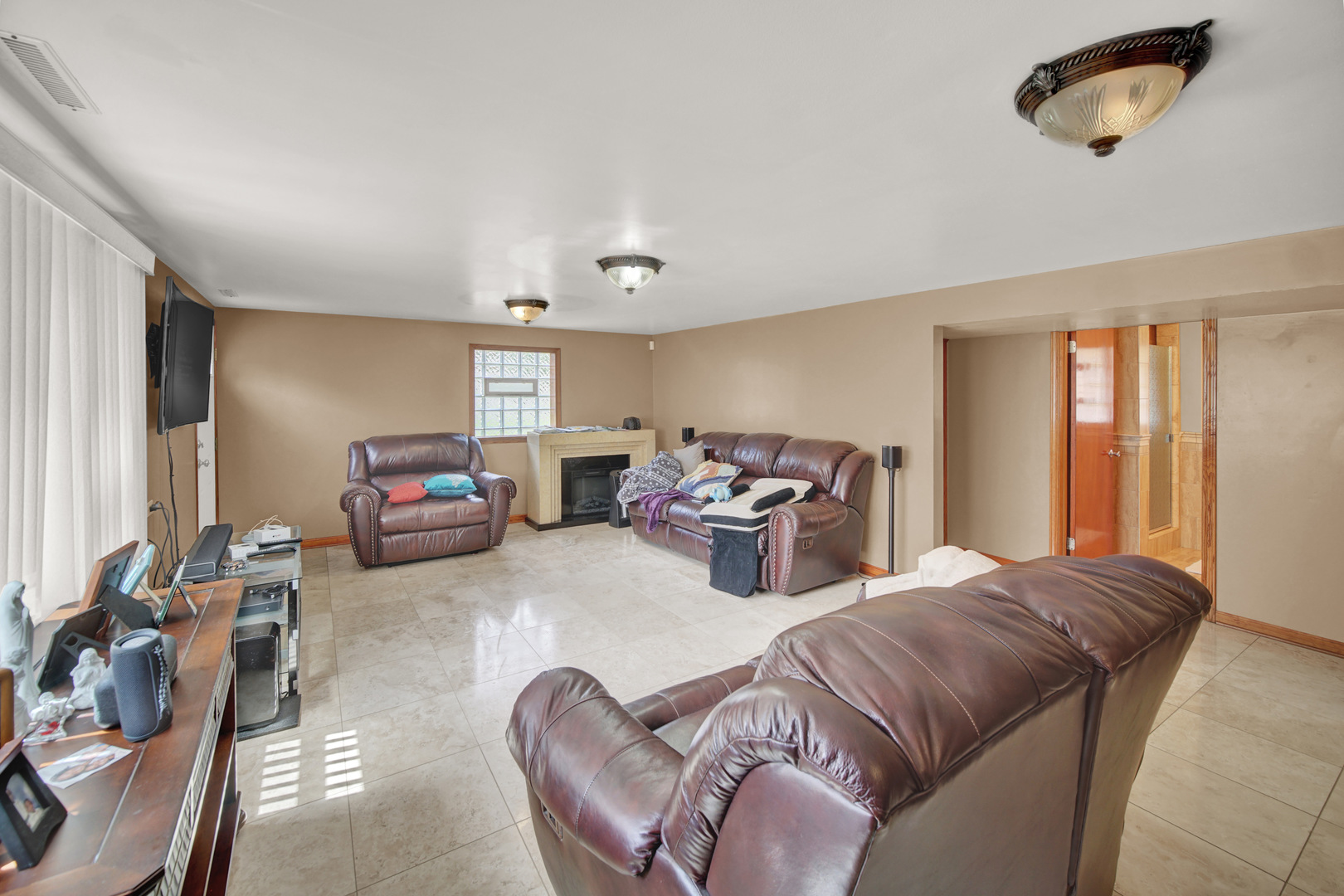 17106 Ingleside Avenue, South Holland, IL 60473