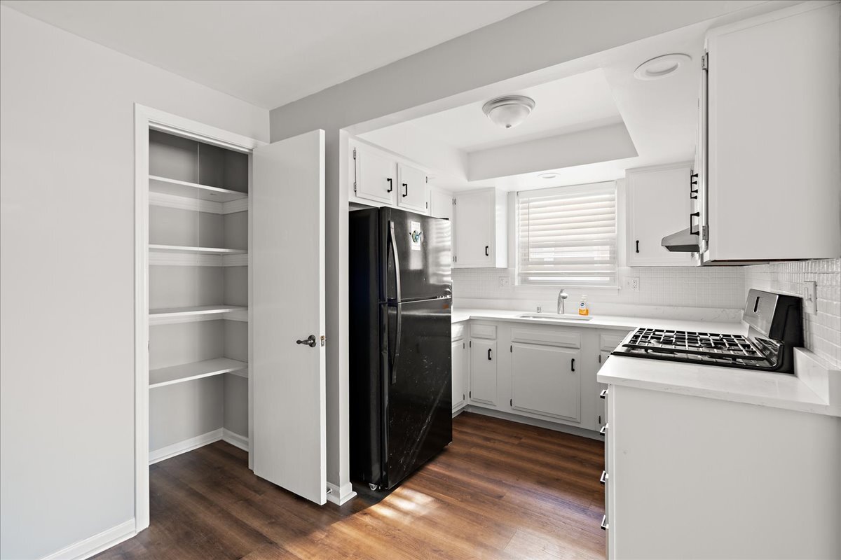 6462 N NORTHWEST Highway #104, Chicago, IL 60631