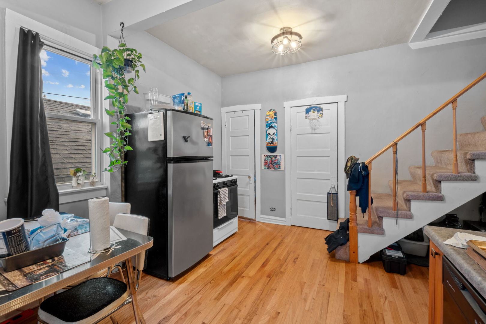 3234 N Albany Avenue, Chicago, IL 60618