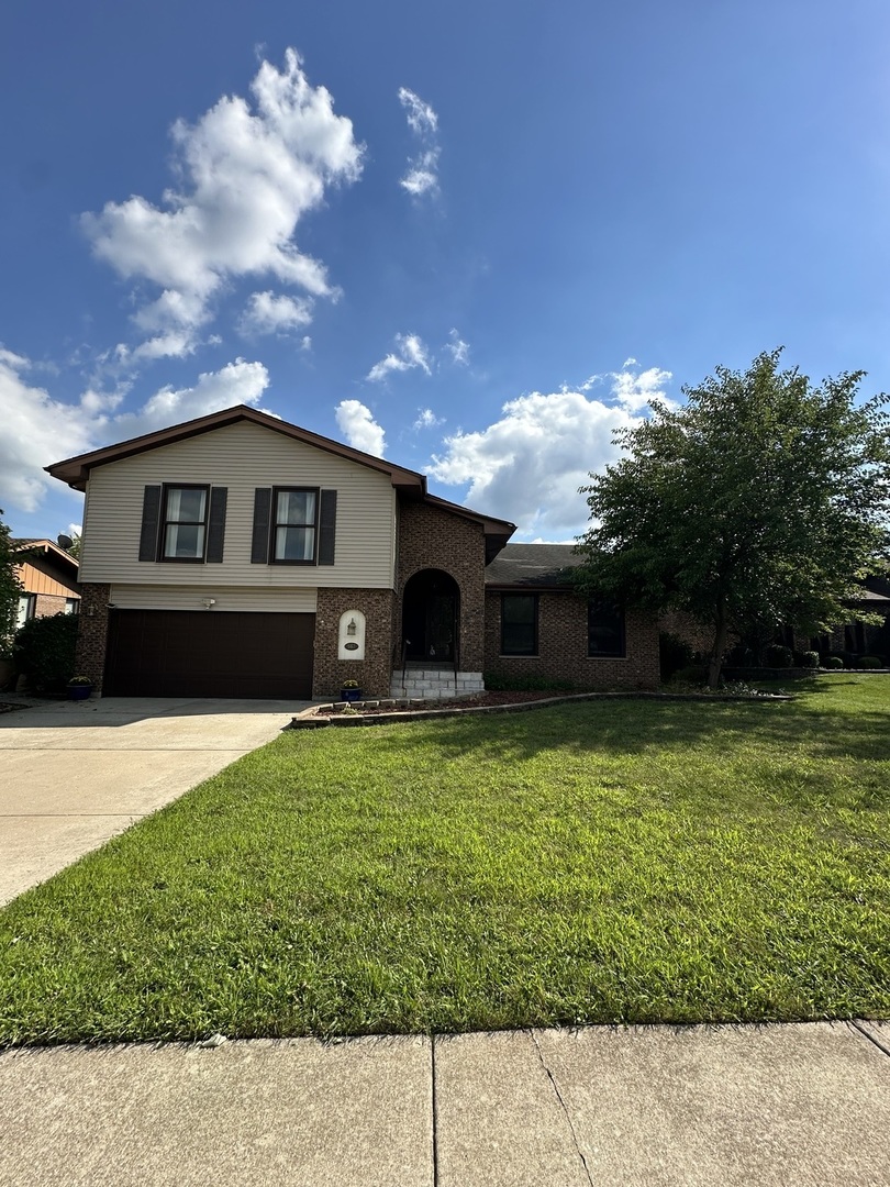 567 Lorelei Drive, Schaumburg, IL 60193