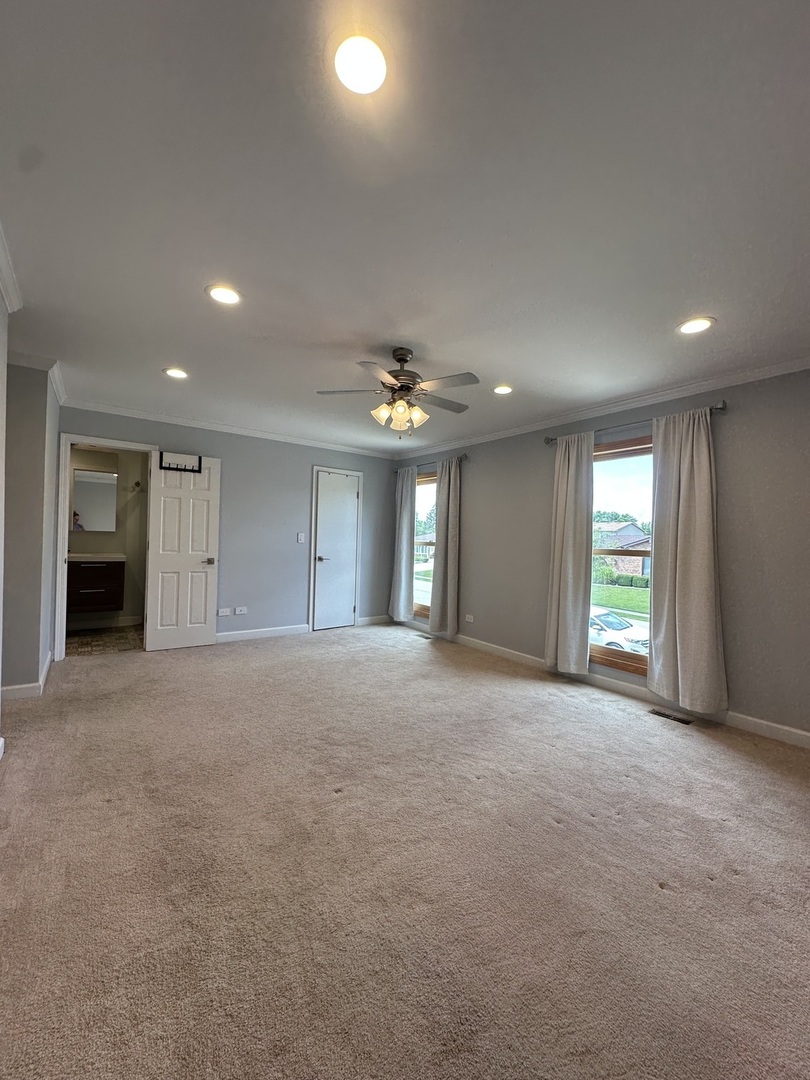 567 Lorelei Drive, Schaumburg, IL 60193