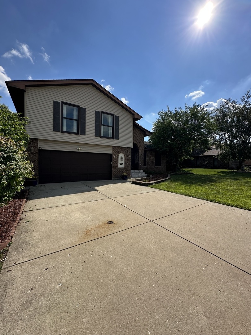 567 Lorelei Drive, Schaumburg, IL 60193