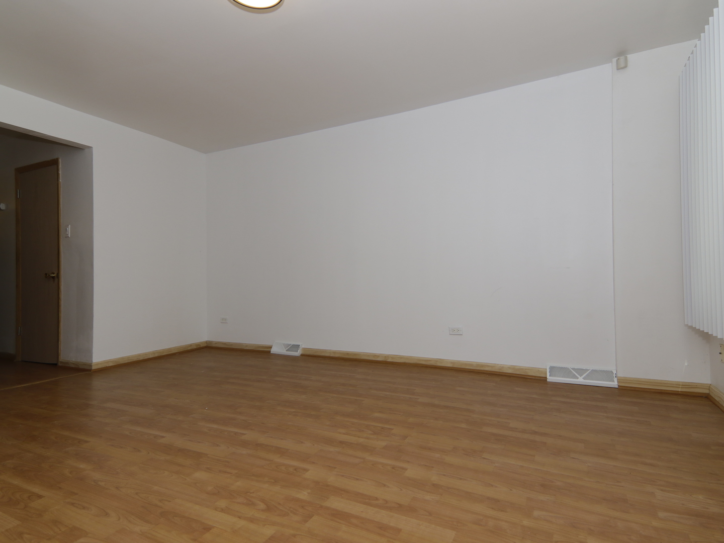 7251 S Ridgeland Avenue #E, Chicago, IL 60649