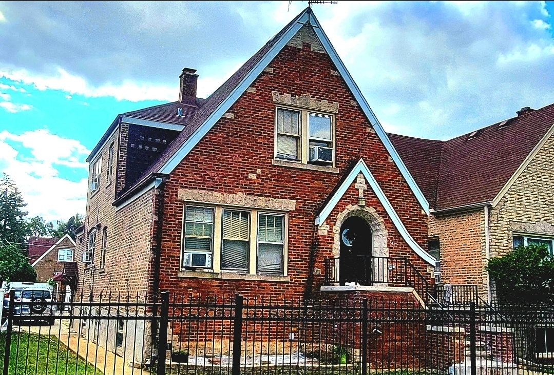 5254 S SACRAMENTO Avenue, Chicago, IL 60632