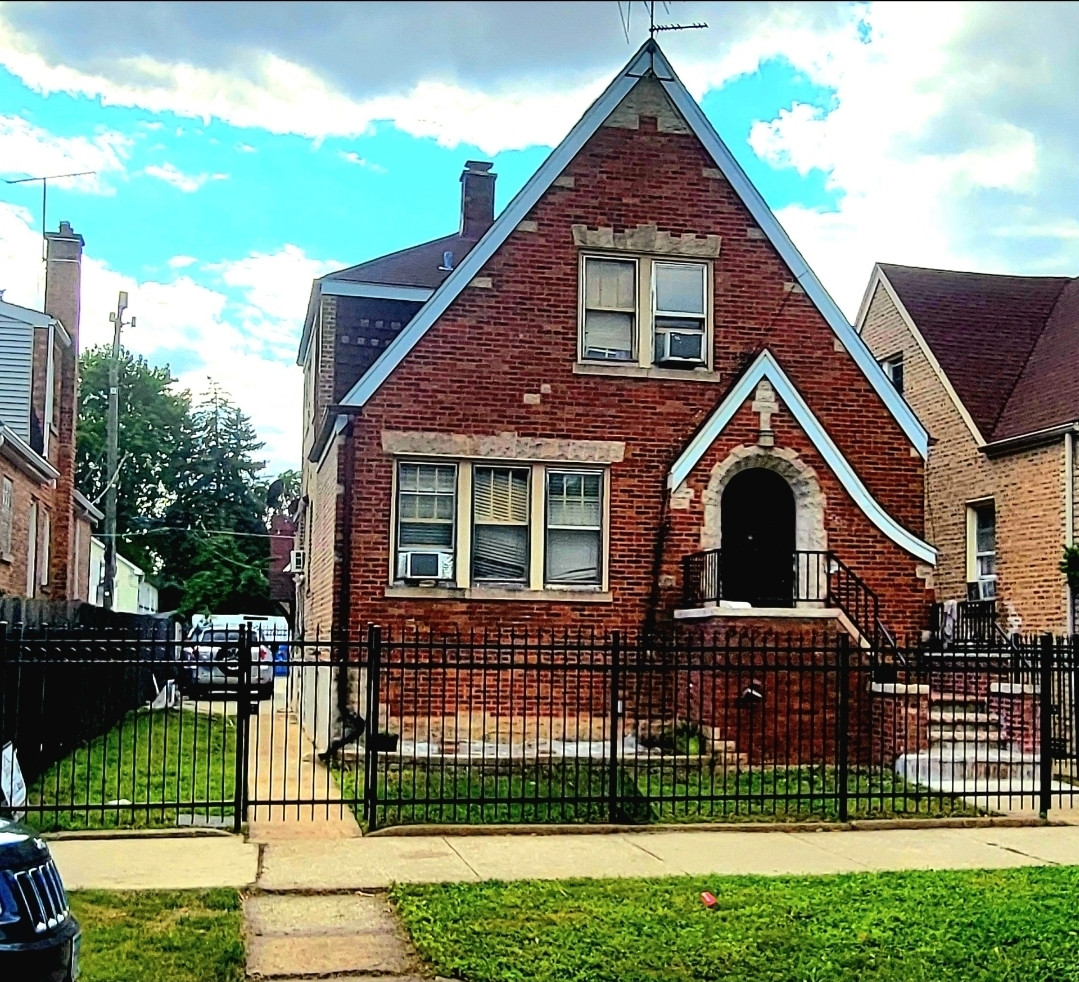 5254 S SACRAMENTO Avenue, Chicago, IL 60632