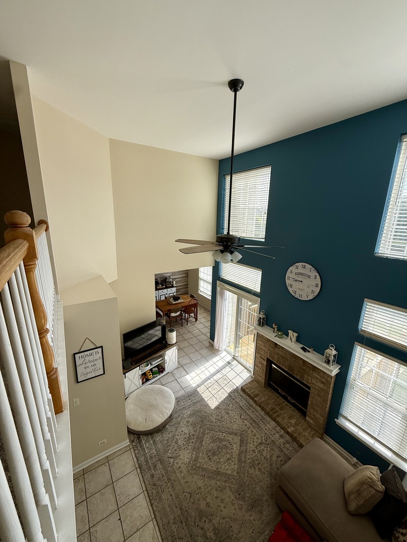 2345 Foxmoor Lane, Aurora, IL 60502