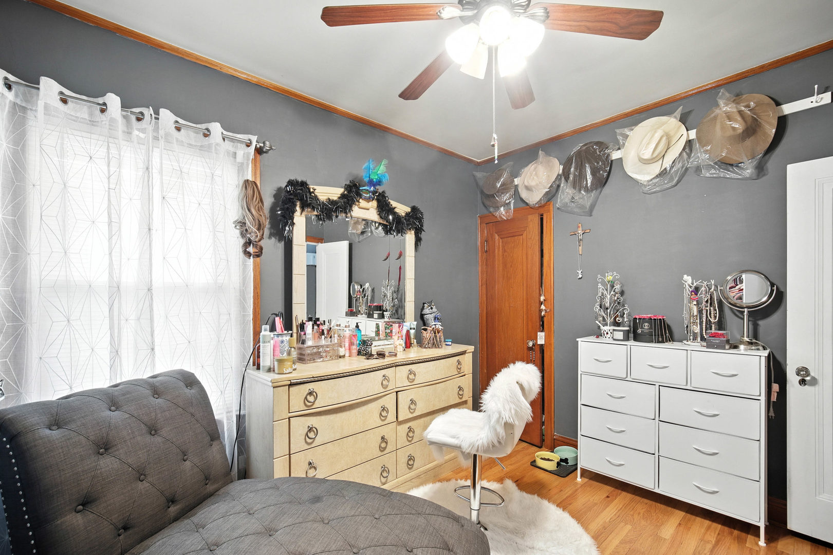 6235 S Komensky Avenue, Chicago, IL 60629