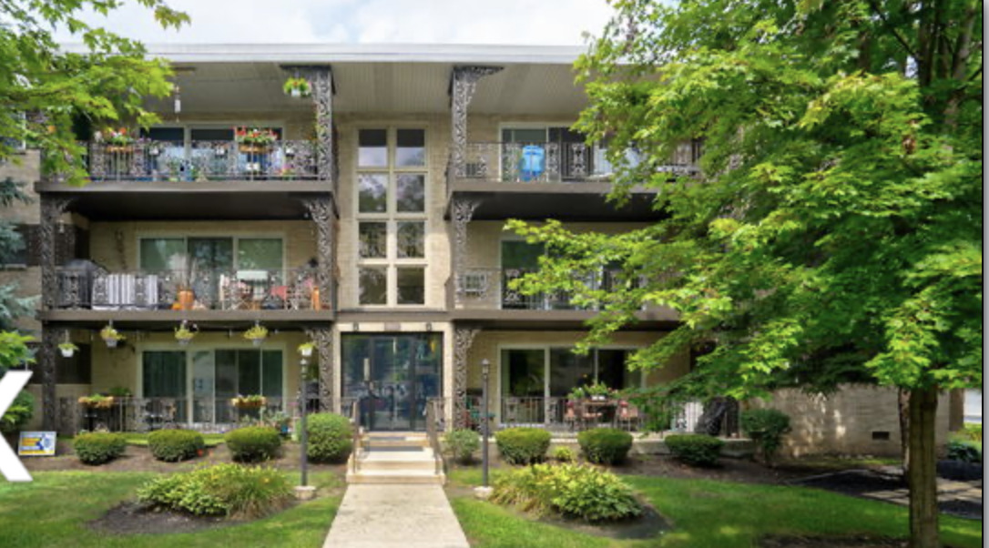911 S 8th Avenue #2, La Grange, IL 60525