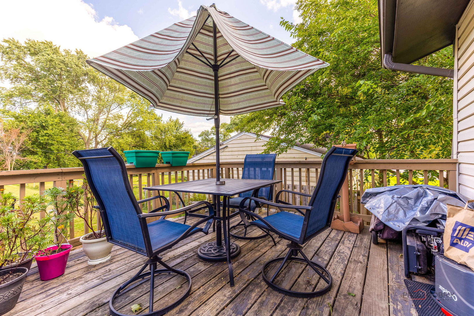 571 Nash Road, Crystal Lake, IL 60014