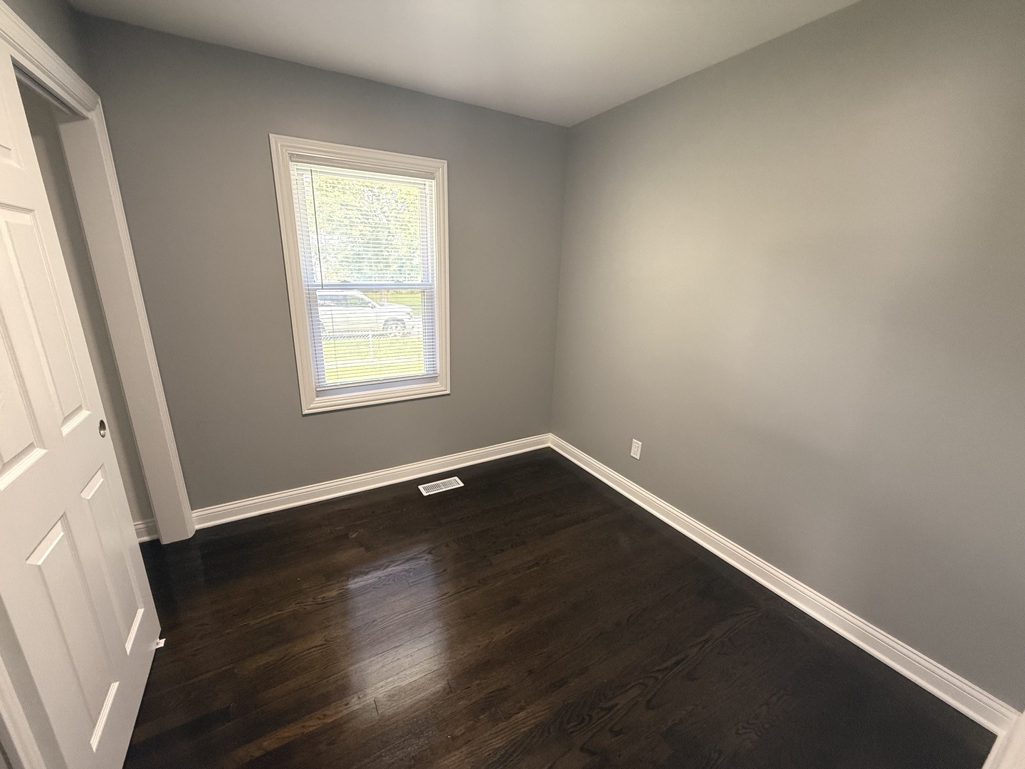21607 Gailine Avenue, Sauk Village, IL 60411