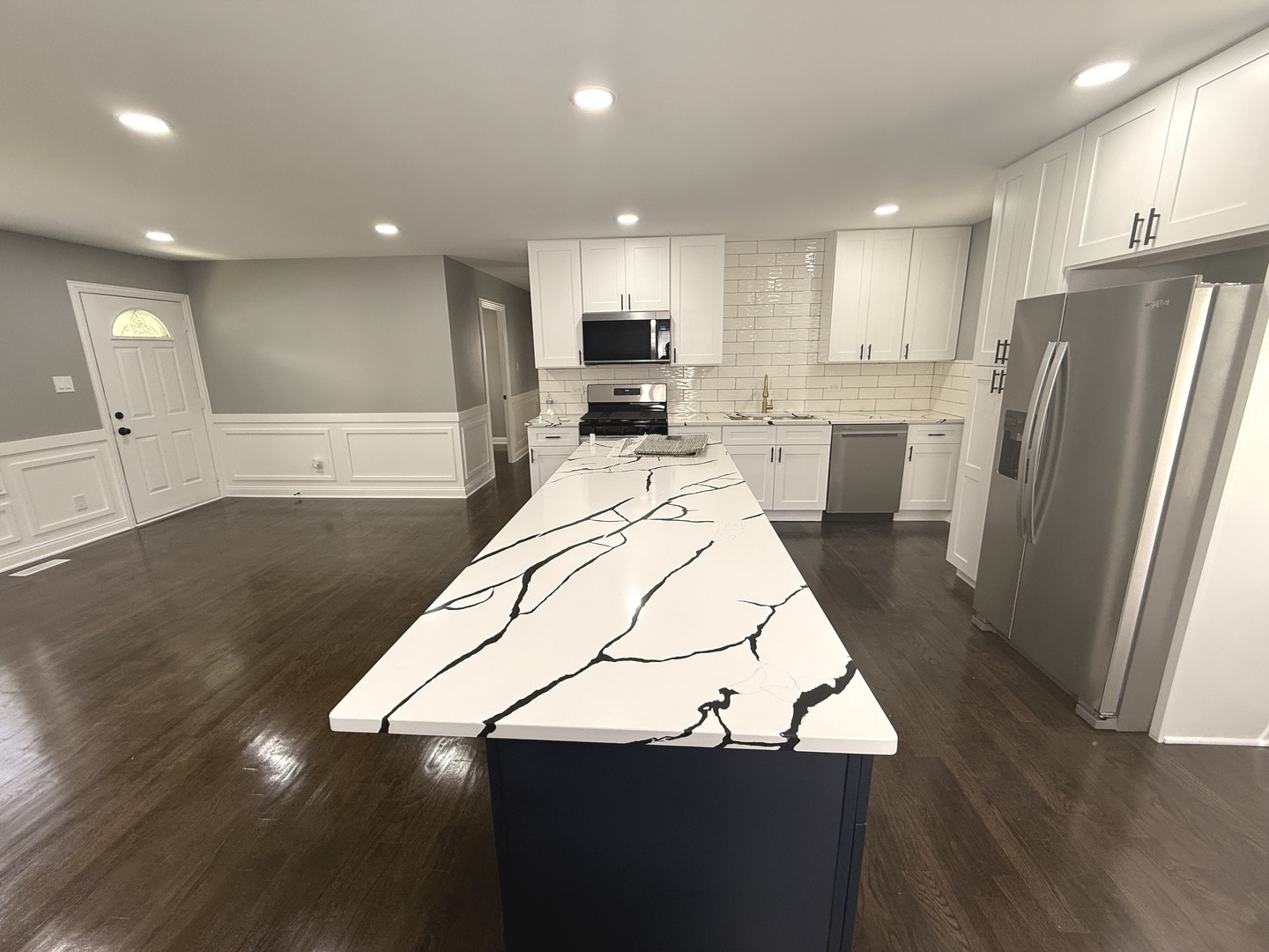 21607 Gailine Avenue, Sauk Village, IL 60411