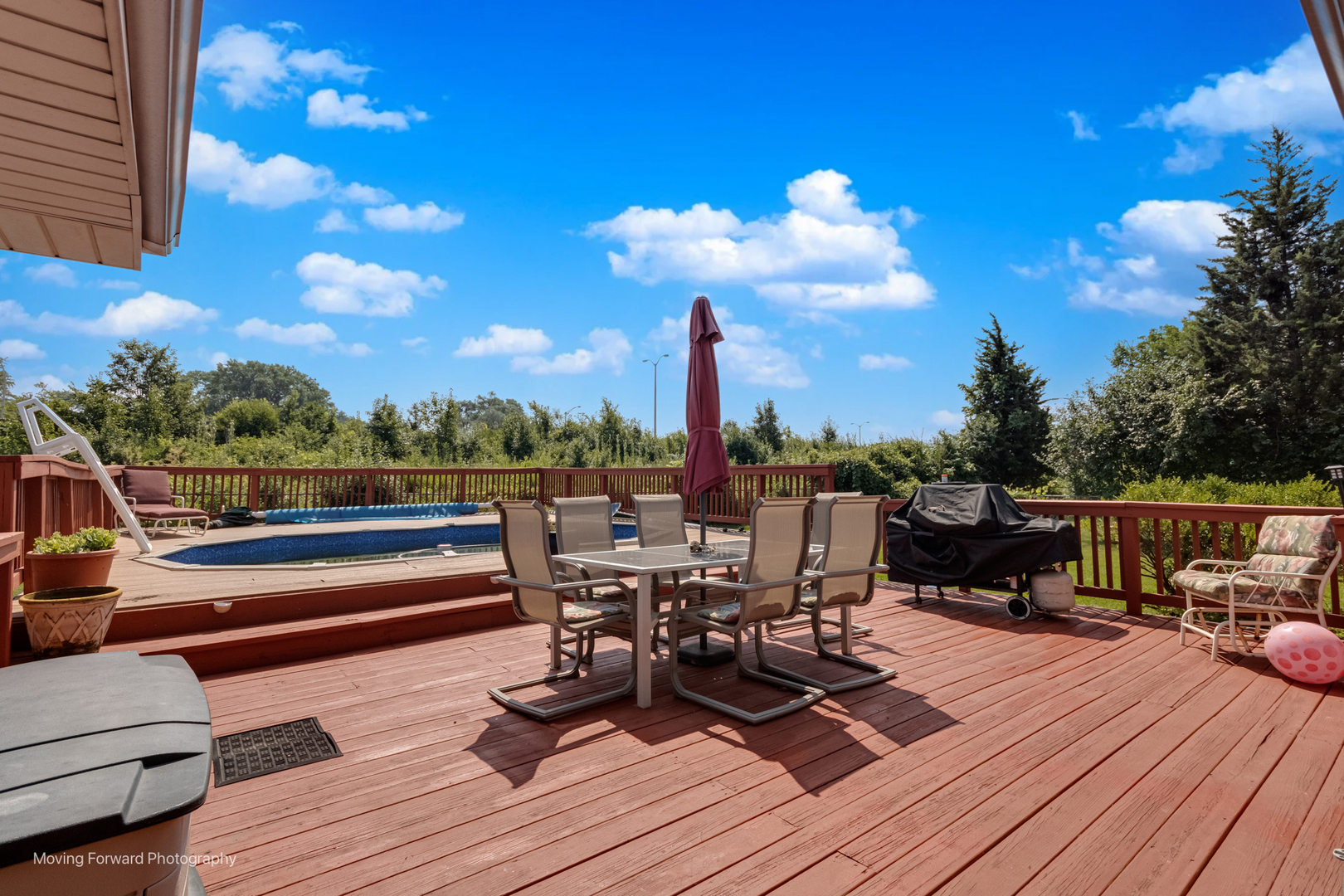 125 N Oak Leaf Drive, Addison, IL 60101