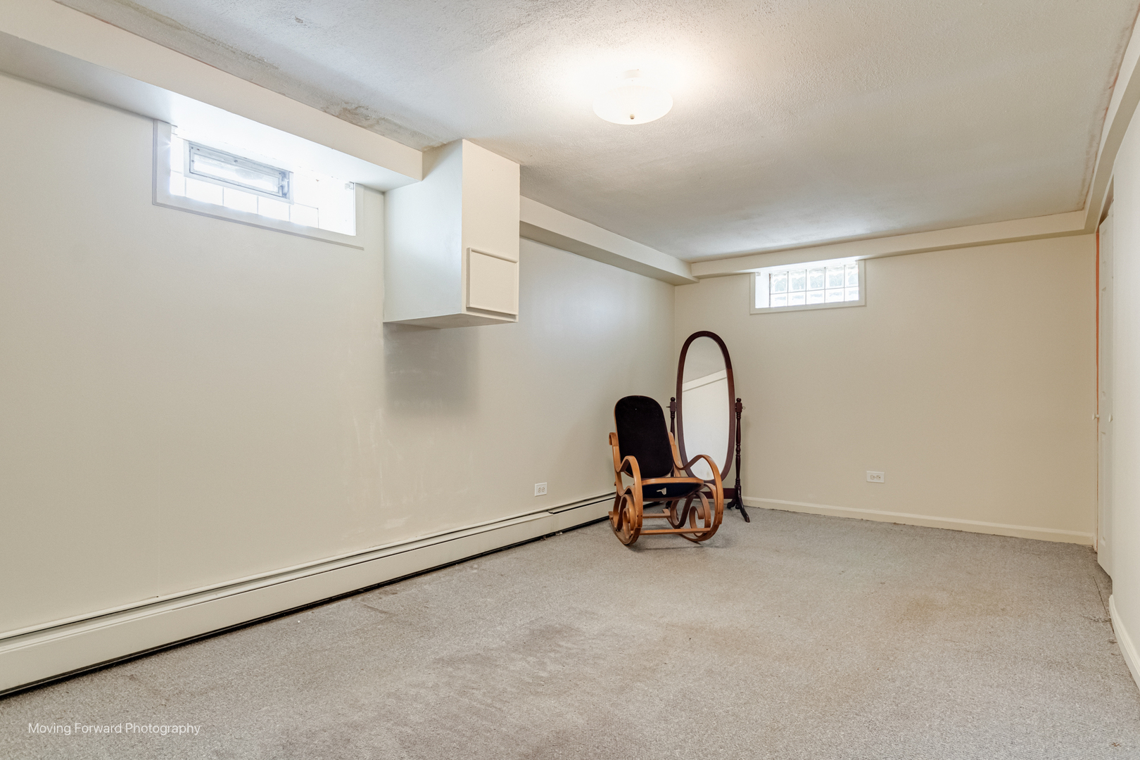 125 N Oak Leaf Drive, Addison, IL 60101