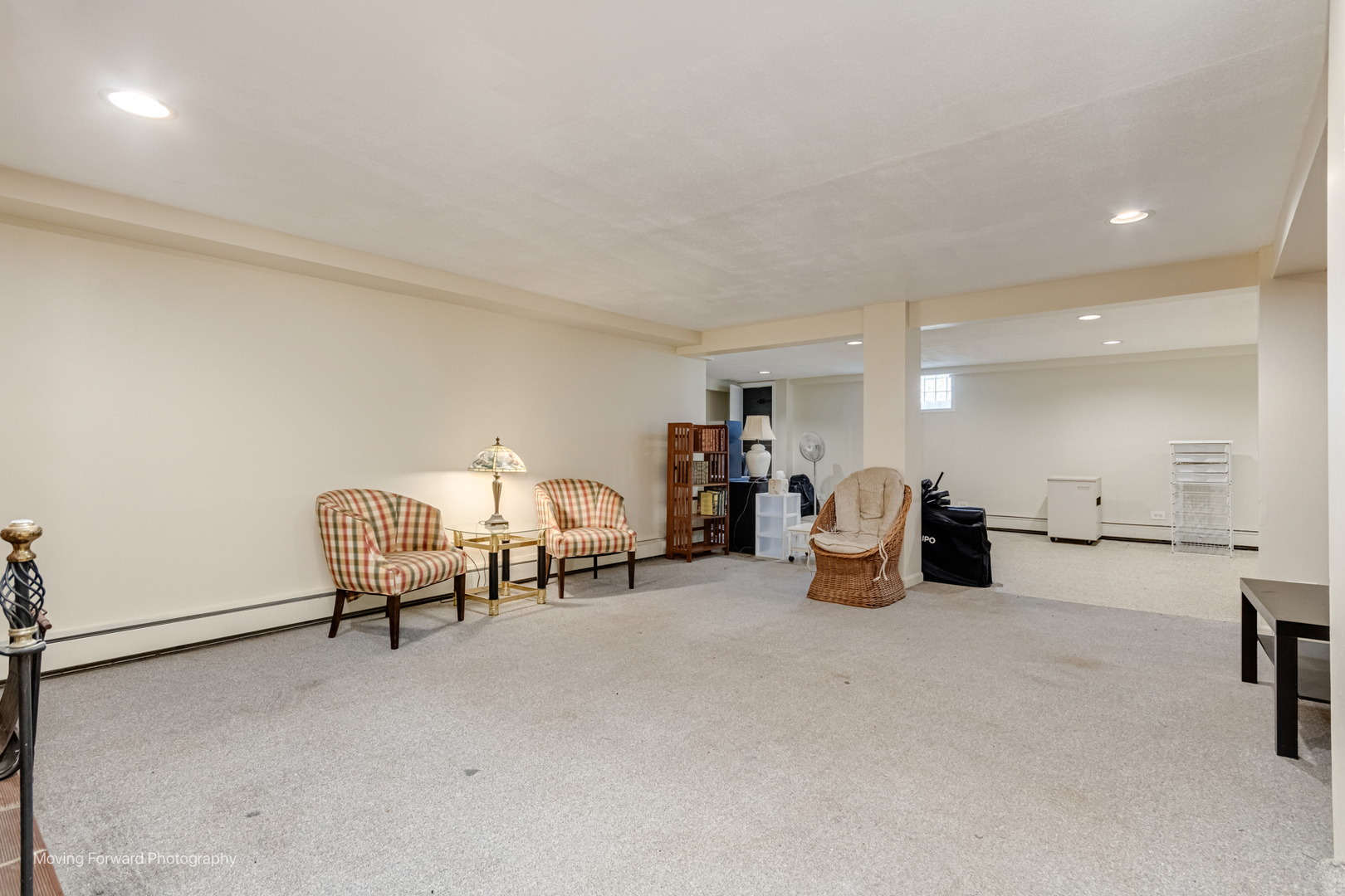 125 N Oak Leaf Drive, Addison, IL 60101
