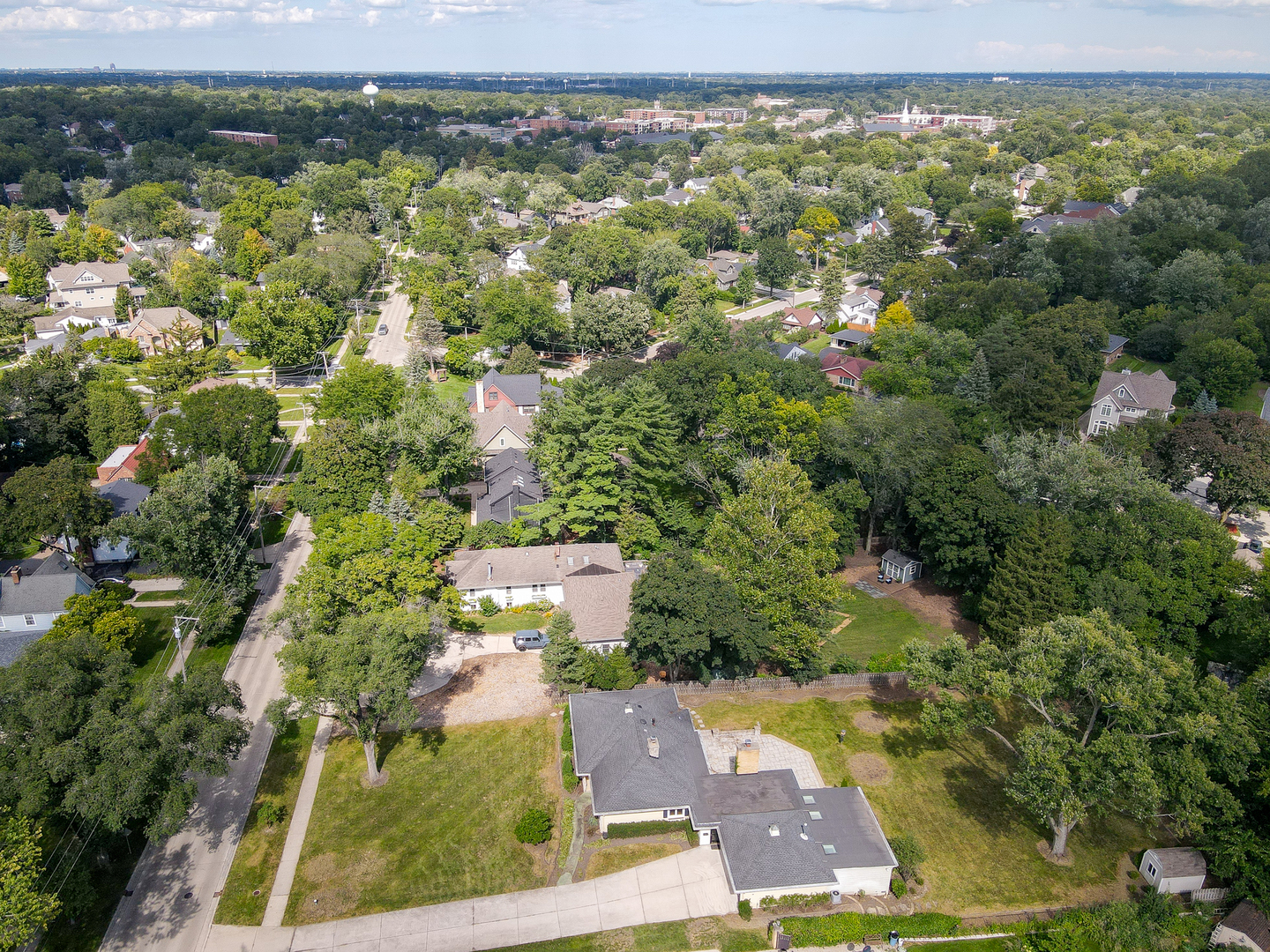 331 Lorraine Street, Glen Ellyn, IL 60137