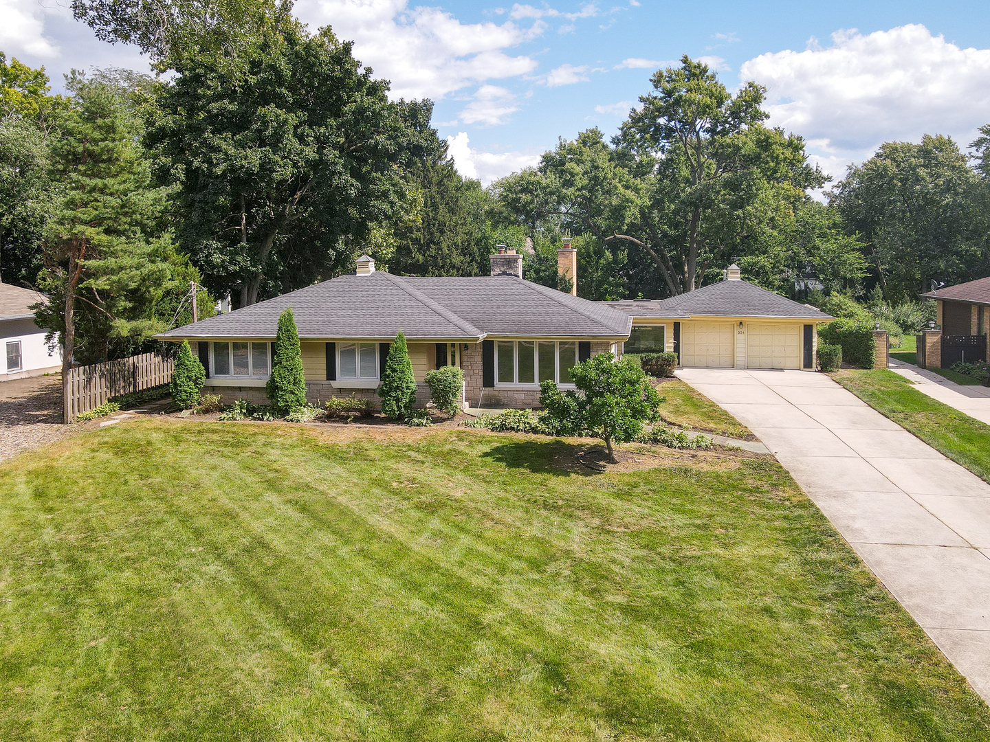 331 Lorraine Street, Glen Ellyn, IL 60137