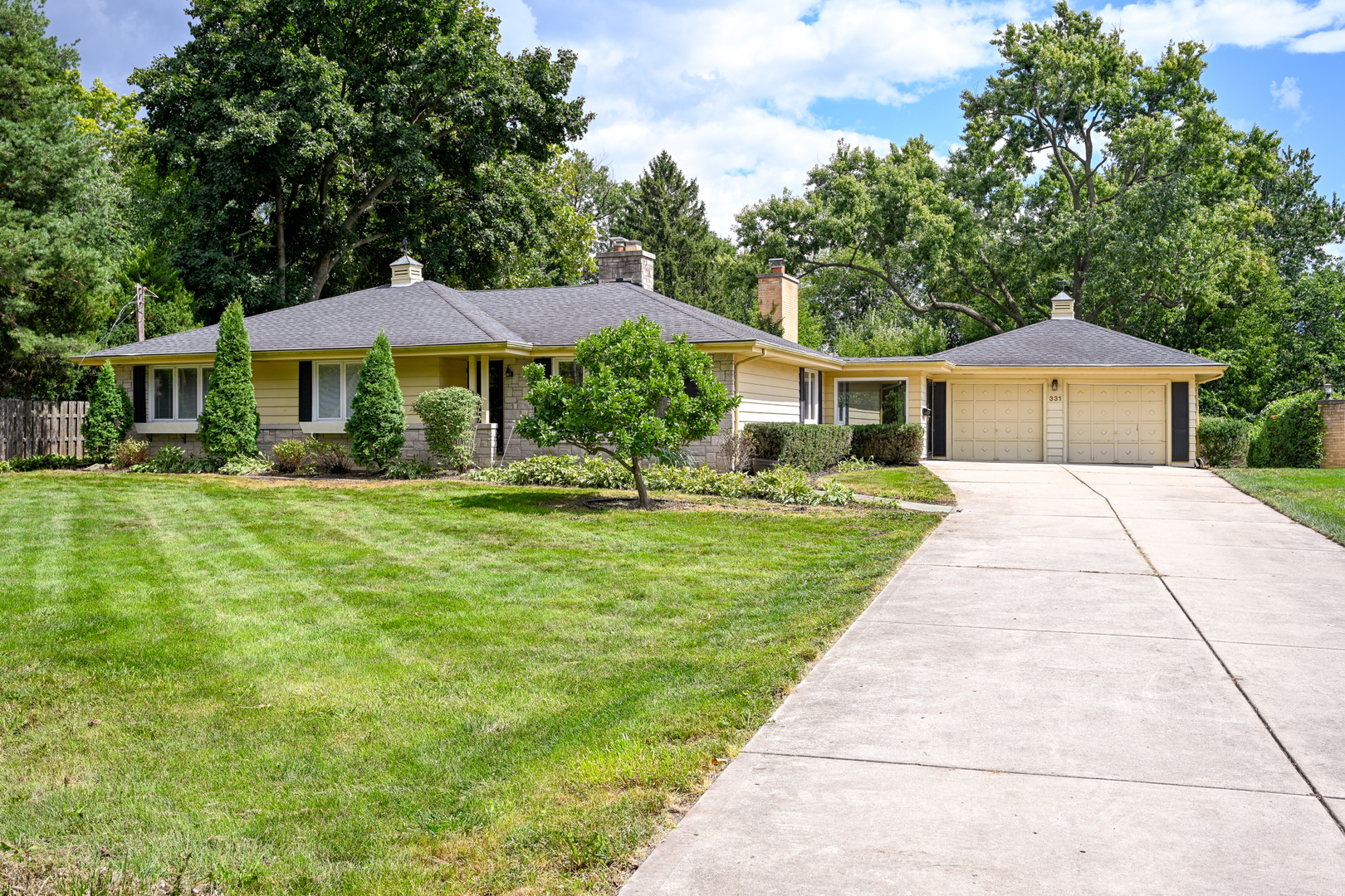 331 Lorraine Street, Glen Ellyn, IL 60137