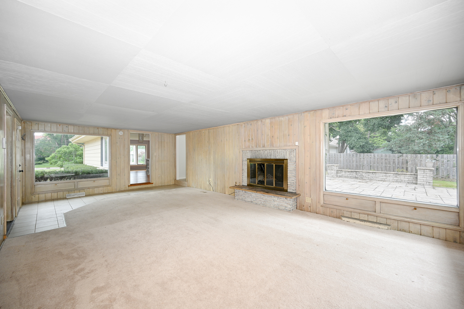 331 Lorraine Street, Glen Ellyn, IL 60137