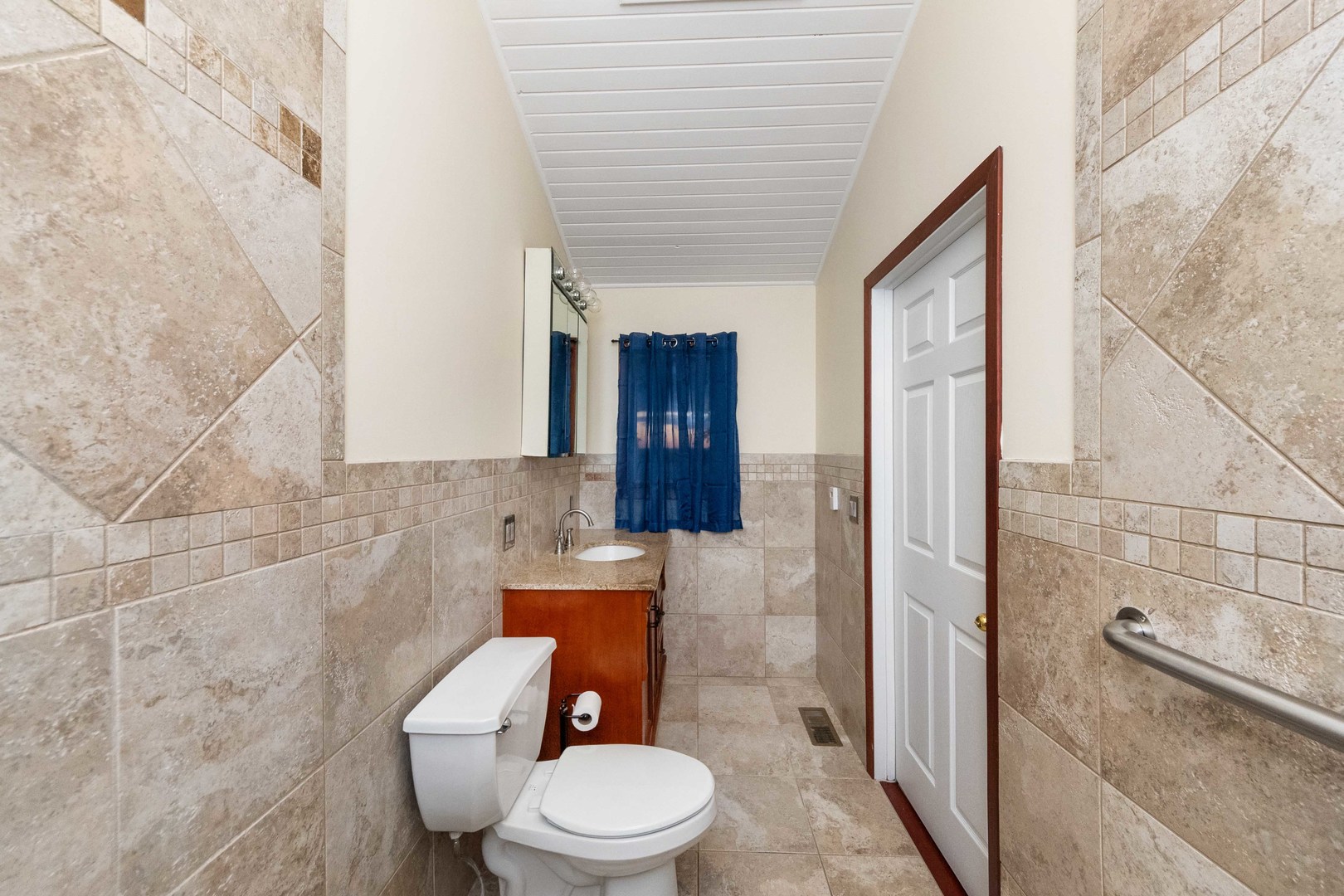 947 N 2nd Road, Dana, IL 61321