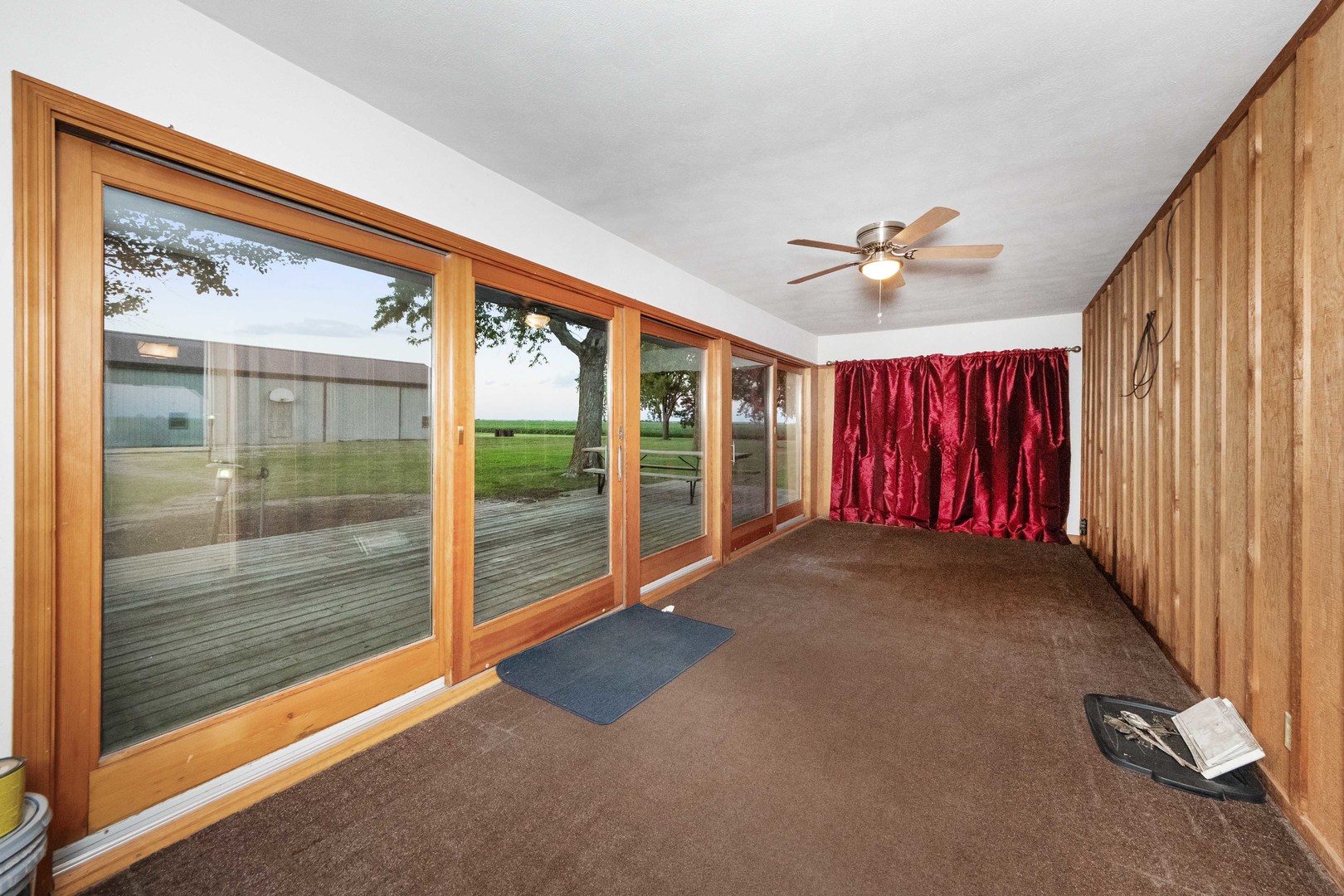 947 N 2nd Road, Dana, IL 61321