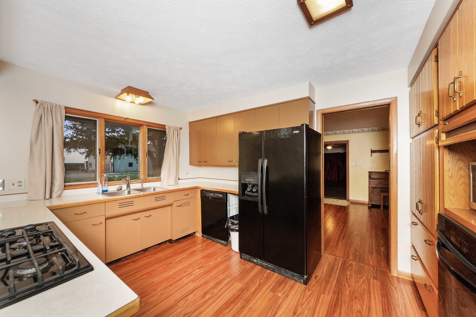 947 N 2nd Road, Dana, IL 61321