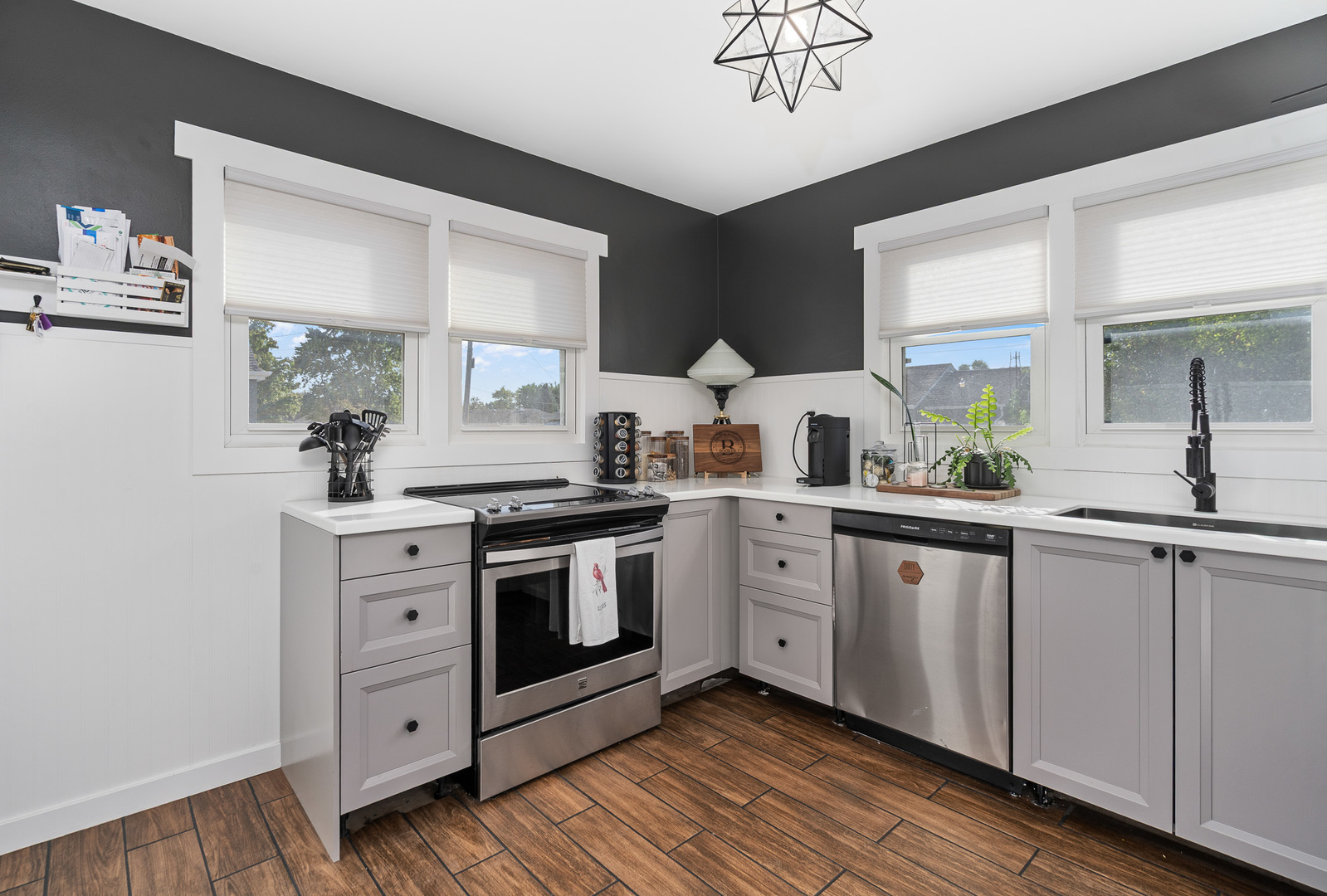 1126 Sanger Street, Ottawa, IL 61350