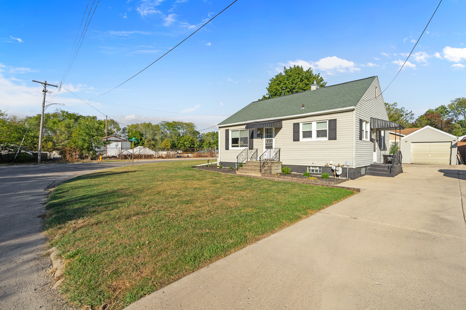 1126 Sanger Street, Ottawa, IL 61350