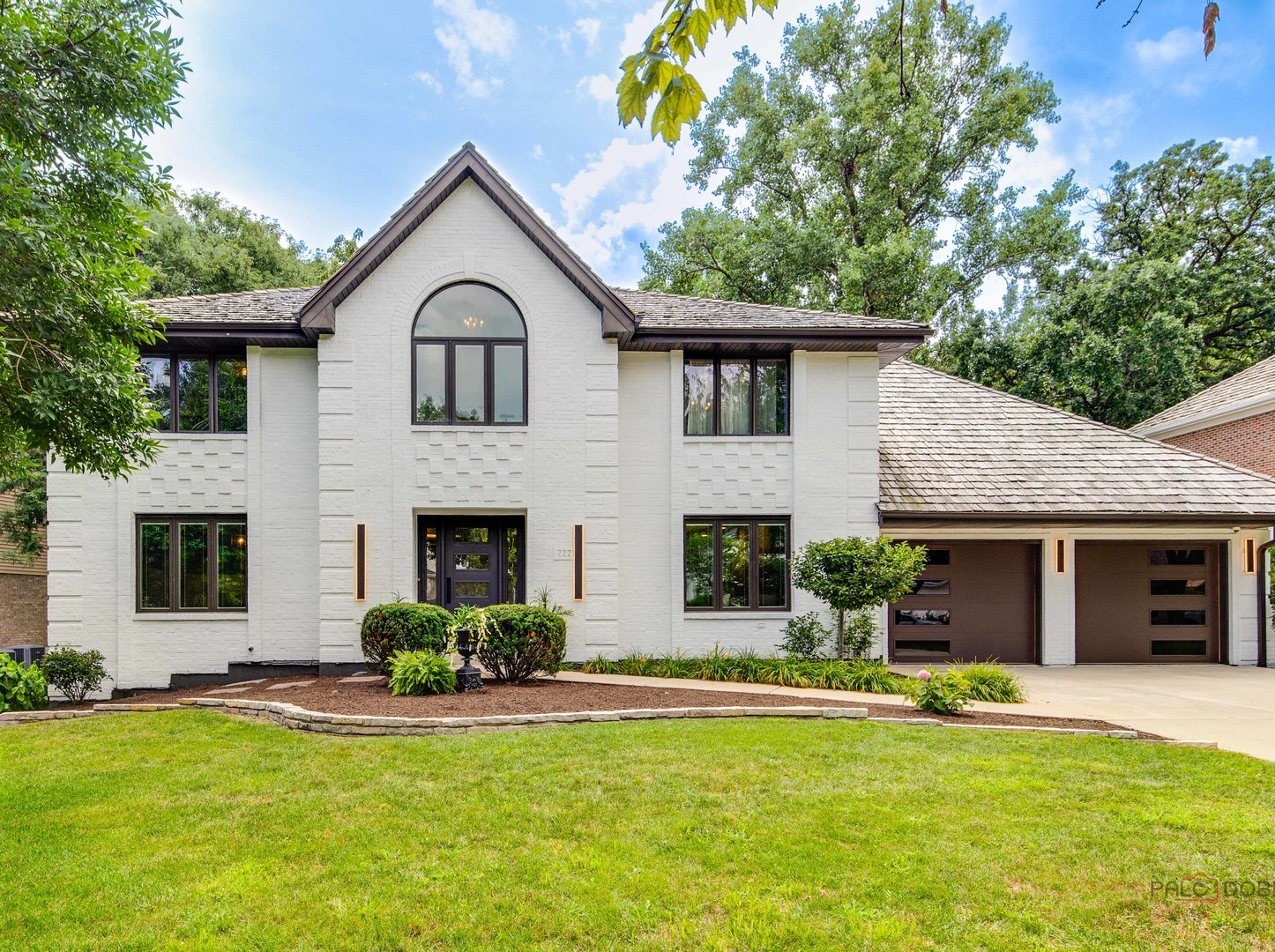 2221 Donegal Drive, Darien, IL 60561