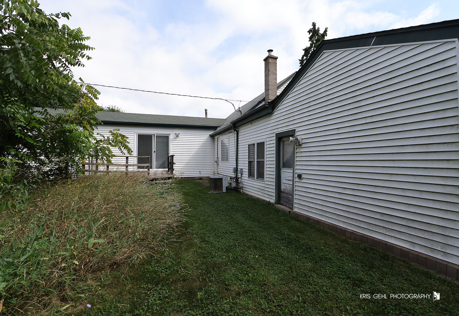 1318 Leslie Avenue, Round Lake Beach, IL 60073