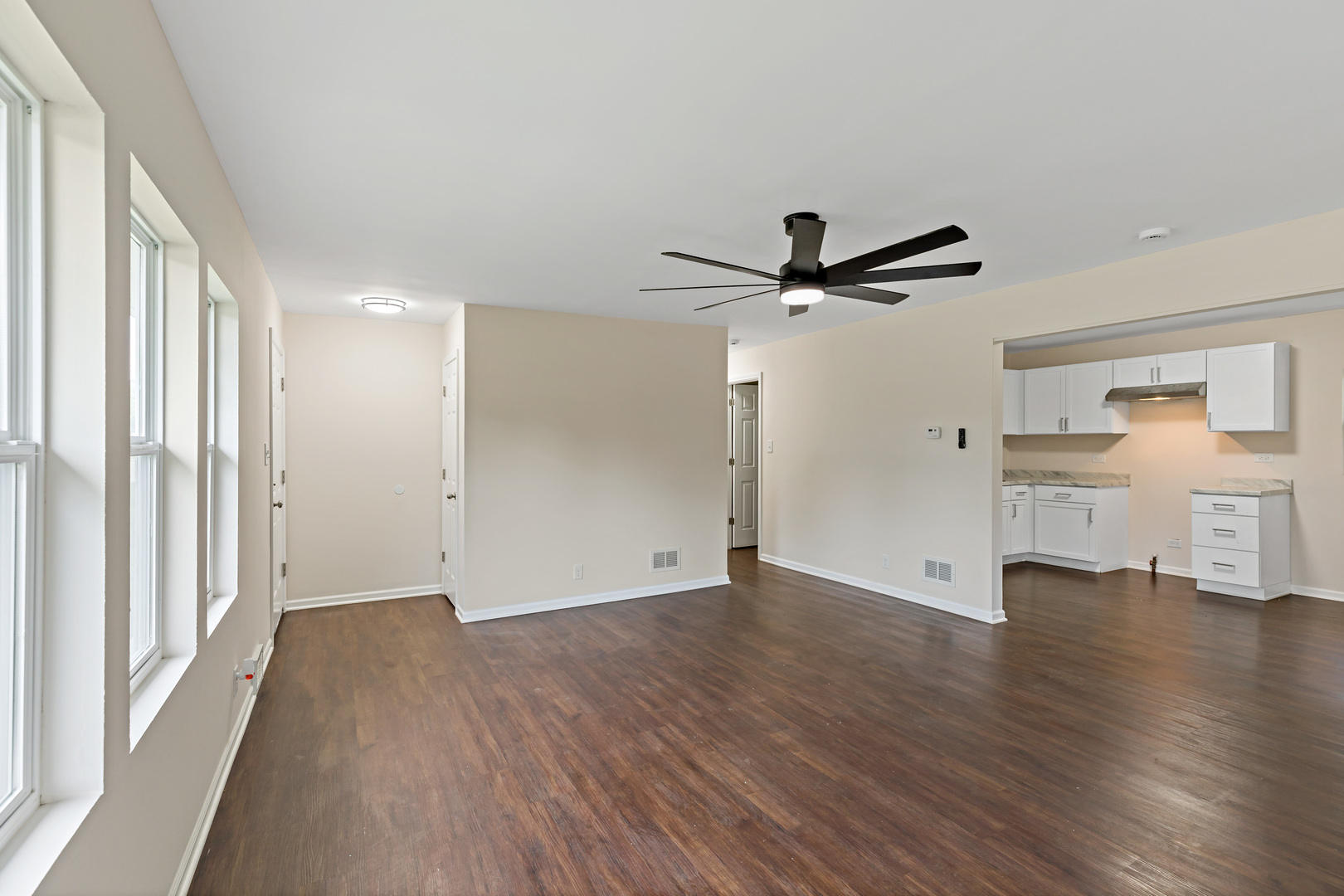 324 Hickory Street, Chicago Heights, IL 60411