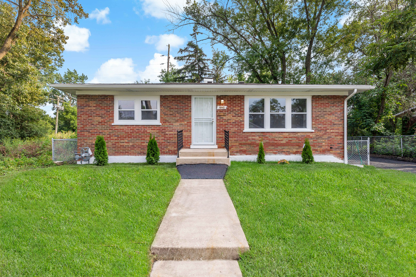 324 Hickory Street, Chicago Heights, IL 60411