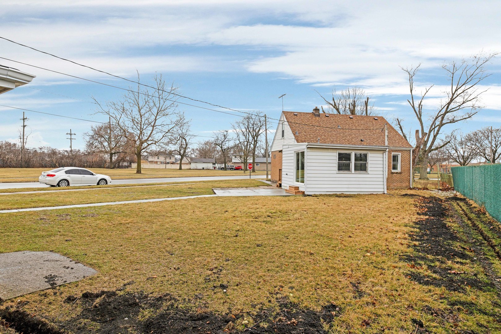 6831 S 79th Avenue, Bridgeview, IL 60455