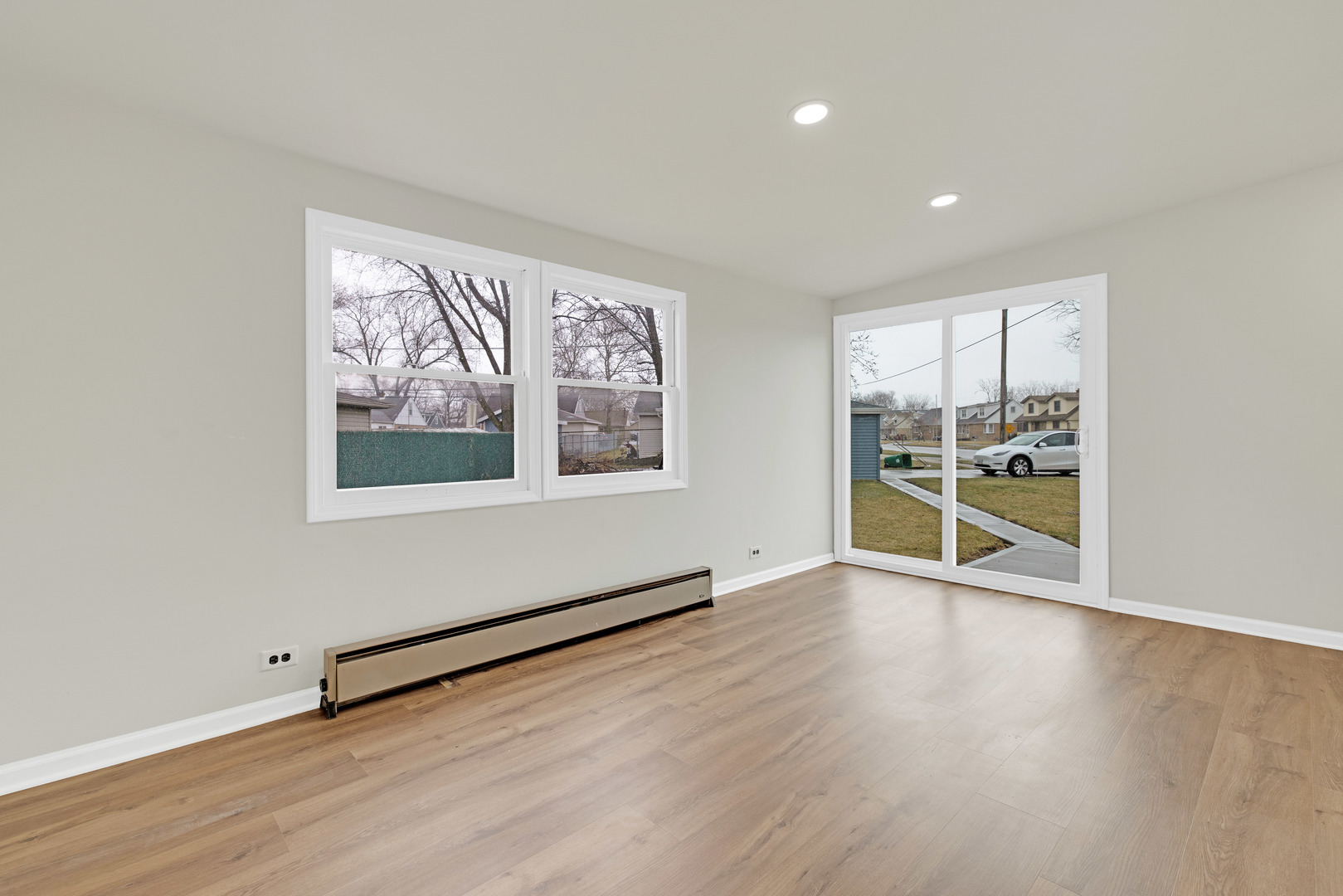 6831 S 79th Avenue, Bridgeview, IL 60455