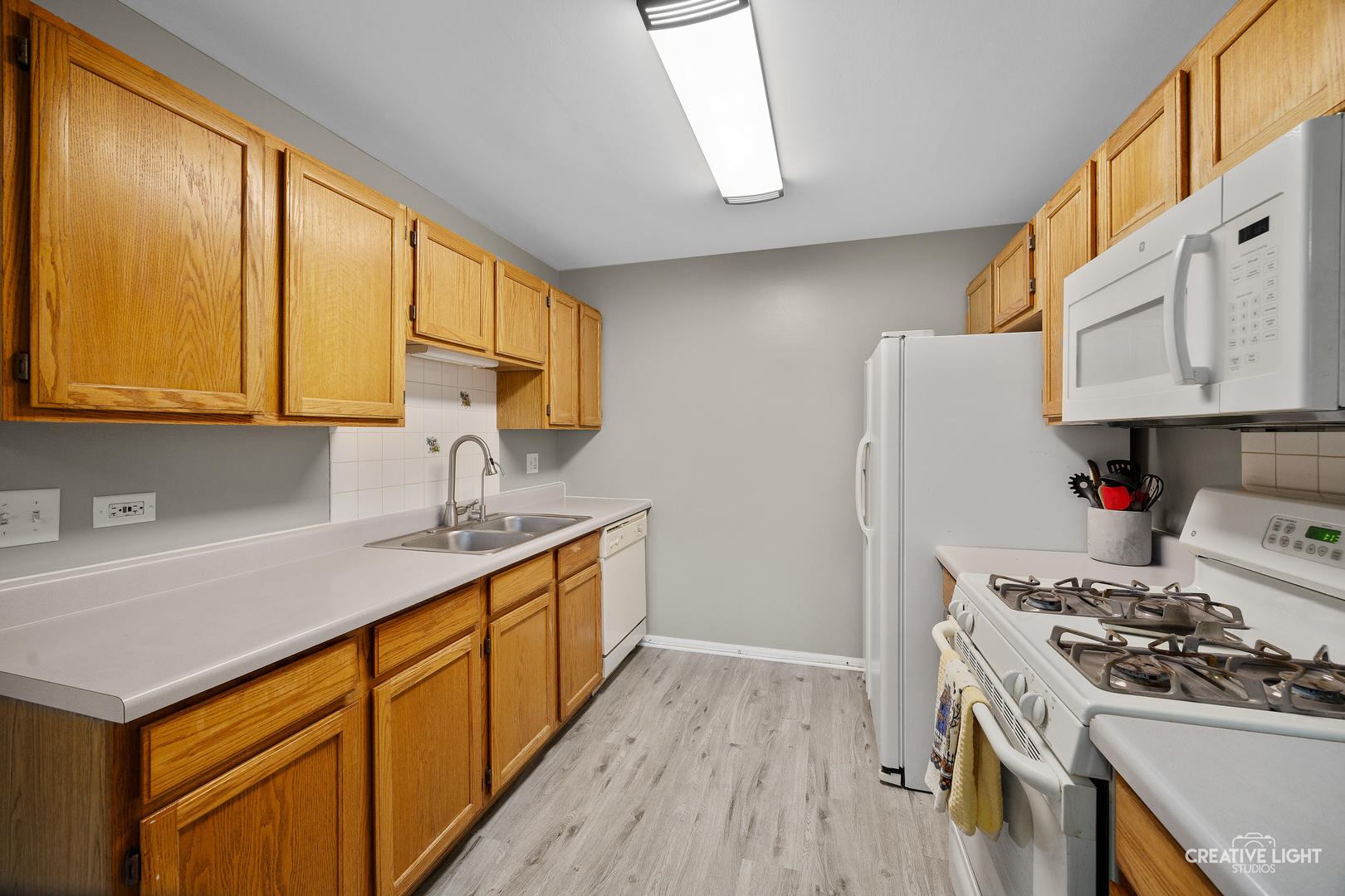 1106 Canterbury Court #A, Elgin, IL 60120