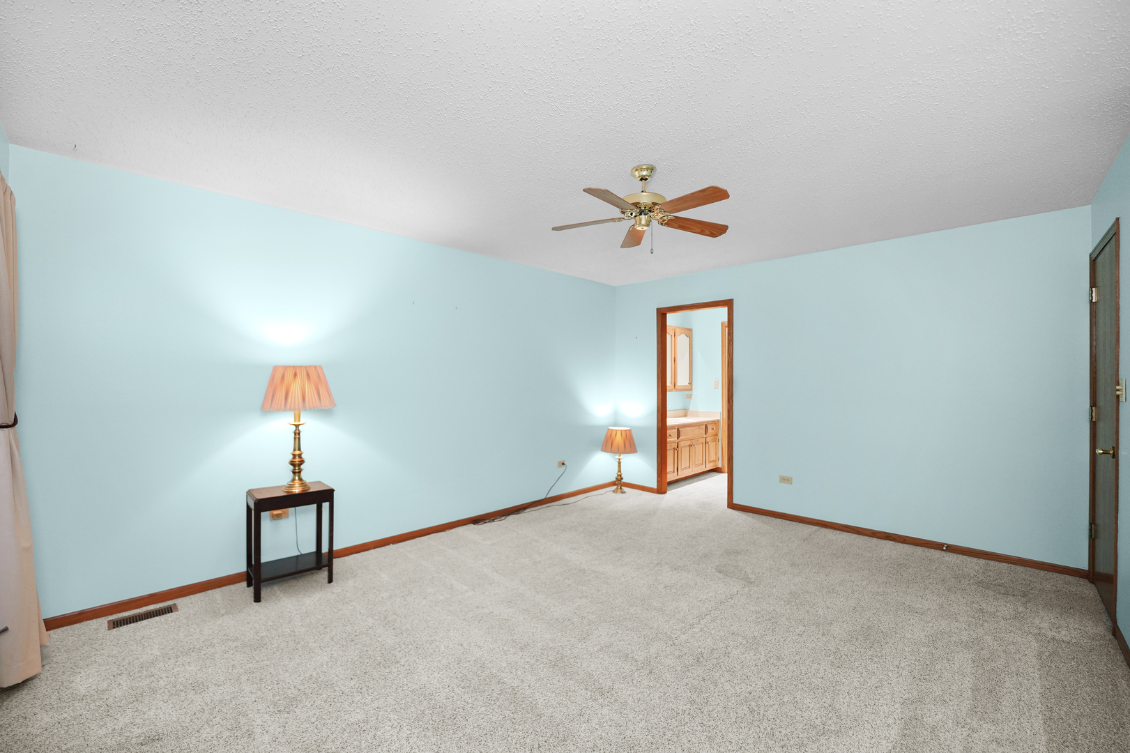9366 Fox Run Circle, Frankfort, IL 60423