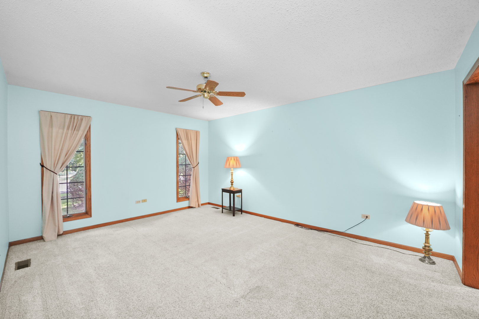 9366 Fox Run Circle, Frankfort, IL 60423