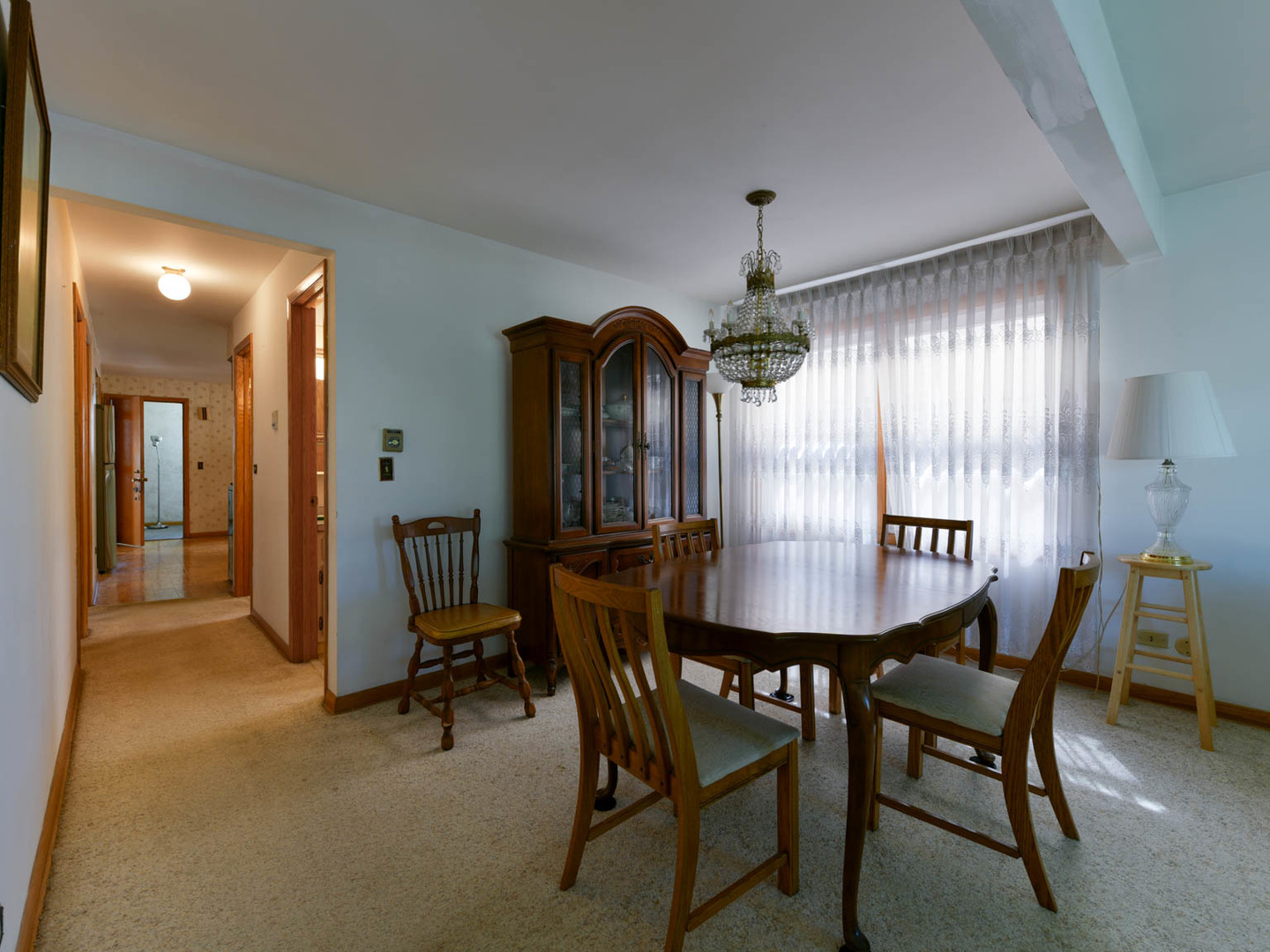 8645 W Summerdale Avenue, Chicago, IL 60656