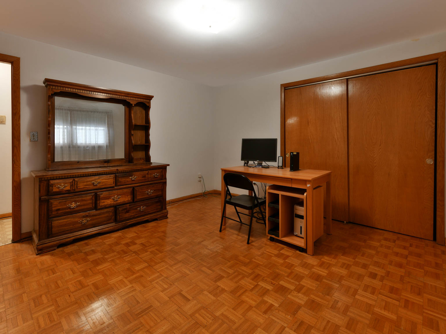 8645 W Summerdale Avenue, Chicago, IL 60656
