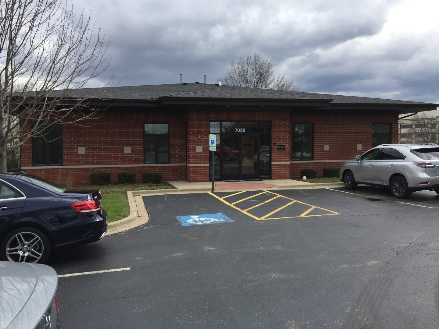 7025 and 7035 Veterans Boulevard, Burr Ridge, IL 60527