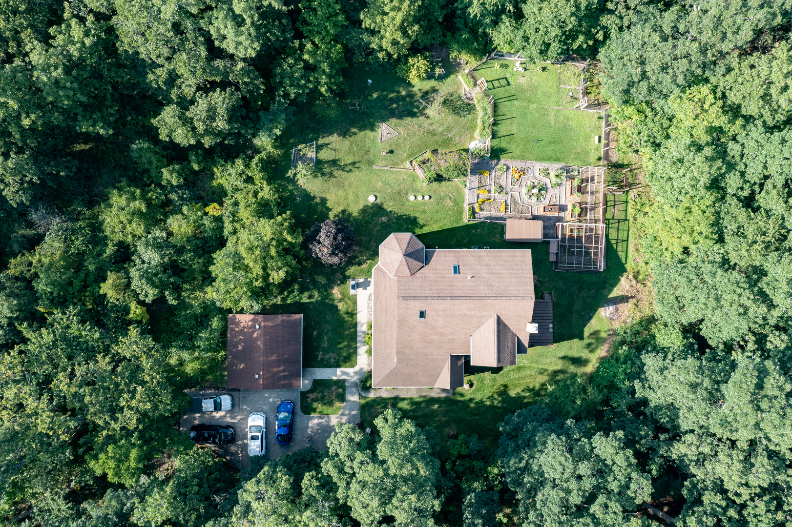 3530 E Challas Entrance, Crete, IL 60417