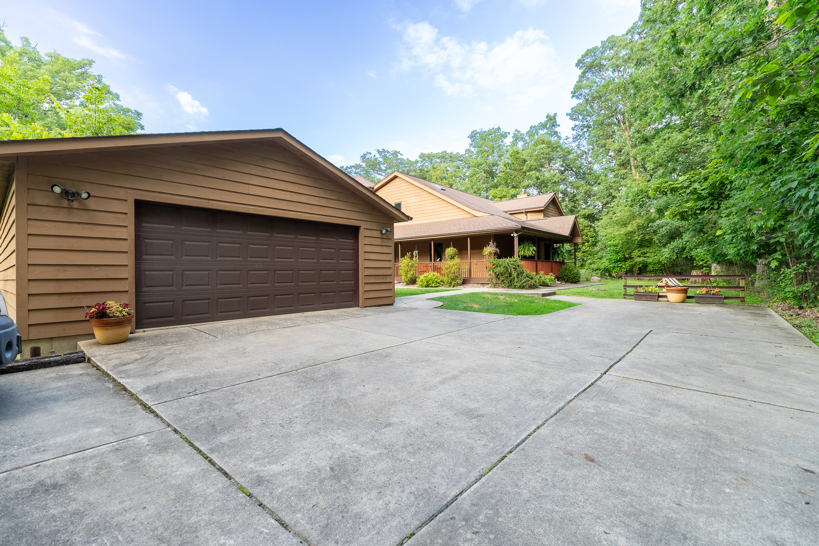 3530 E Challas Entrance, Crete, IL 60417