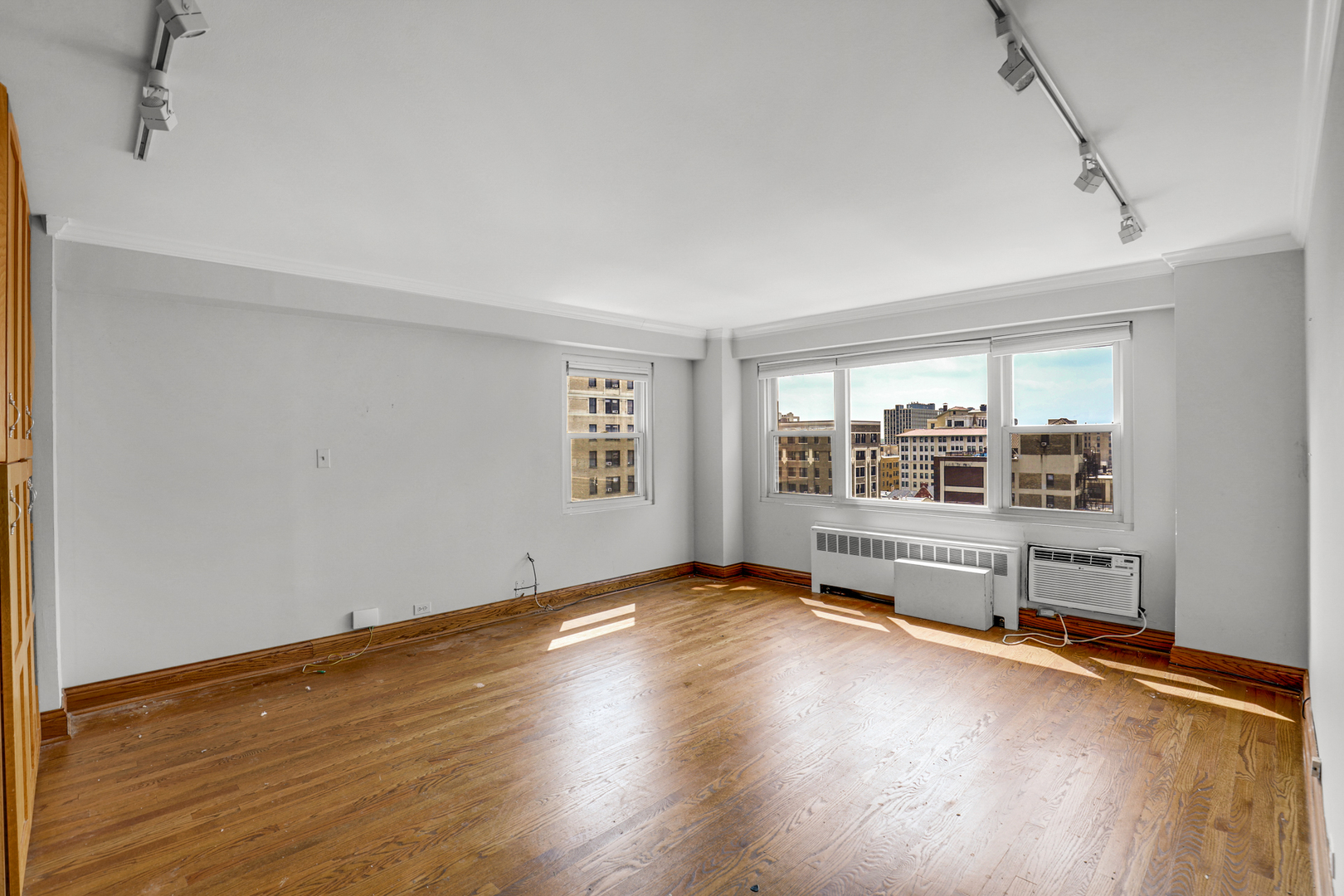 2909 N Sheridan Road #1105, Chicago, IL 60657