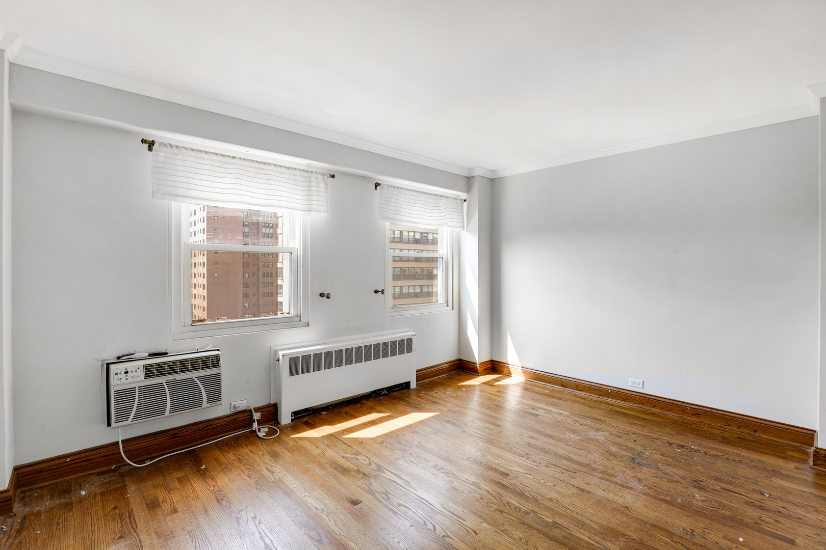 2909 N Sheridan Road #1105, Chicago, IL 60657