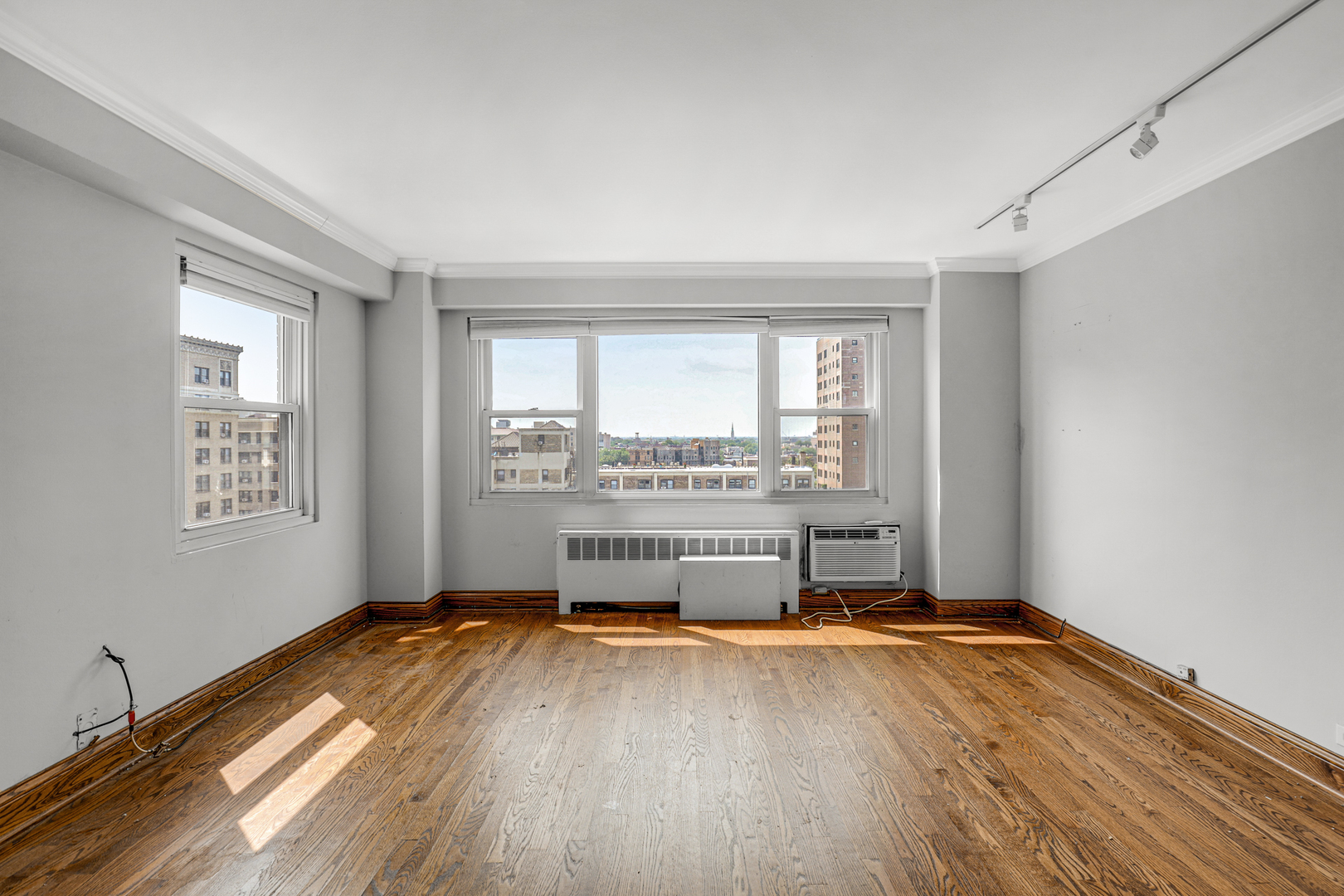 2909 N Sheridan Road #1105, Chicago, IL 60657