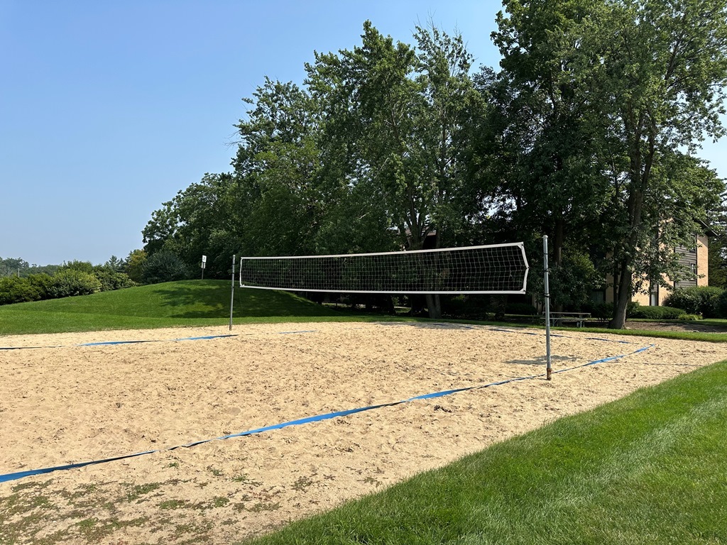 6170 Knoll Lane Court #103, Willowbrook, IL 60527