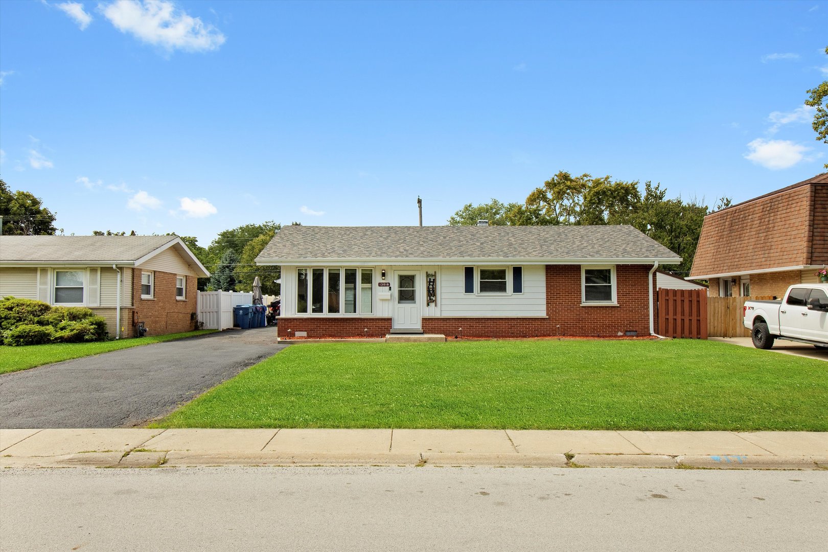 13018 W Playfield Drive, Crestwood, IL 60418