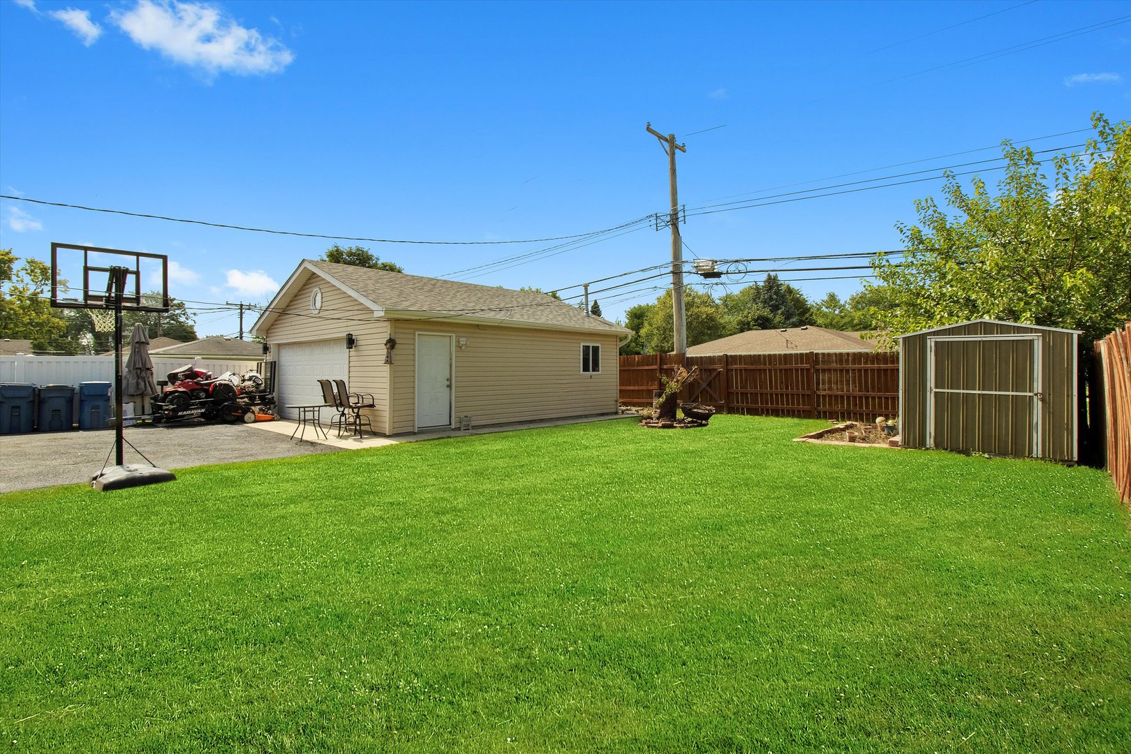 13018 W Playfield Drive, Crestwood, IL 60418