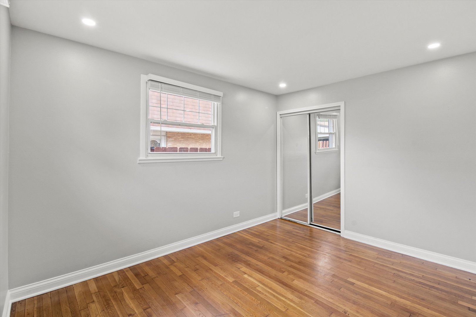 13018 W Playfield Drive, Crestwood, IL 60418