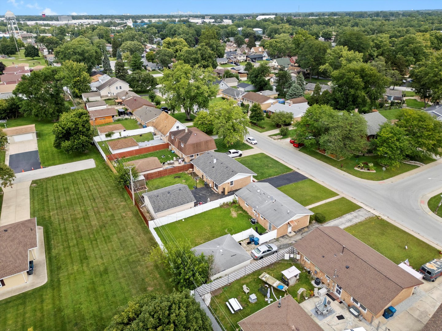 13018 W Playfield Drive, Crestwood, IL 60418